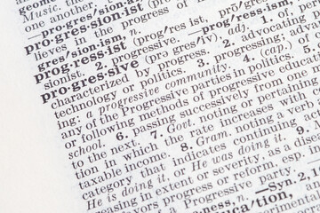 Naklejka premium word dictionary definition progressive