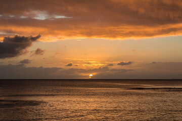 tramonto con nuvole