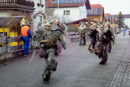 Perchten laufen, Perchtenlauf, Brauchtum, &Ouml;sterreich, 