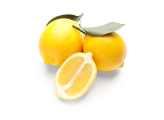 Obraz na płótnie Canvas Ripe lemons on white background