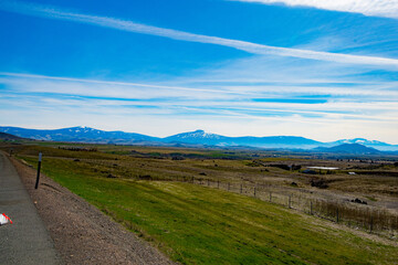 road to the mountains
