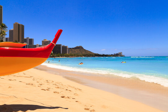 Waikiki Beach And Diamond Head