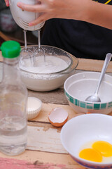 The making of mini pavlovas