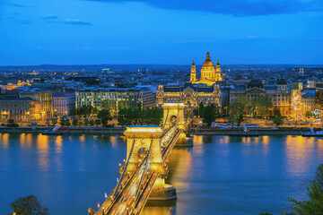 Fototapeta na wymiar Budapest Hungary, city skyline night at Danube River with Chain Bridge and St. Stephen's Basilica