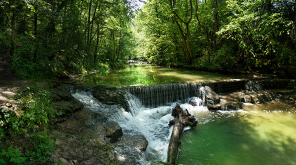 Obraz premium Idyllische Landschaft in der Schlichemklamm bei Epfendorf im Schwarzwald, Deutschland