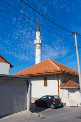 Fototapeta premium View of an ancient White mosque in the historic district of Sarajevo. Bosnia and Herzegovina