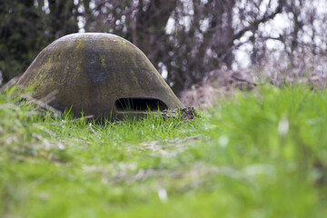 Mała kopuła obserwacyjna niemieckiego bunkra © qrrr