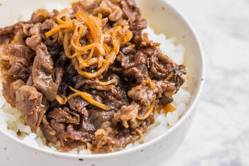 牛肉のしぐれ煮丼