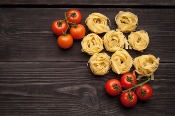 pasta and tomatoes