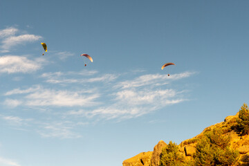 PARAPENTE PIEDRAHÍTA AVILA
