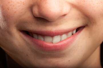 image of a woman mouth smiling