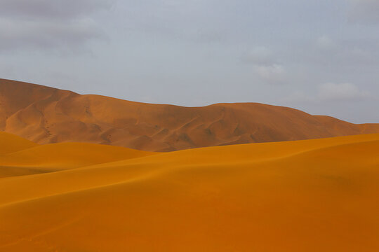 Badain Jaran desert , China