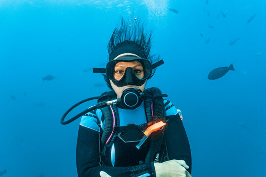 diver looking at camera at Great Barrier Reef
