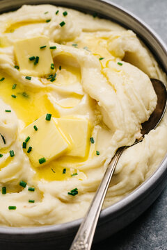 Mashed Potatoes with Butter and Chives