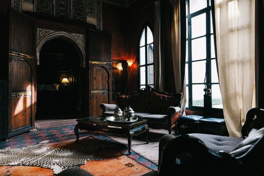 Old-Fashioned Moroccan Interior