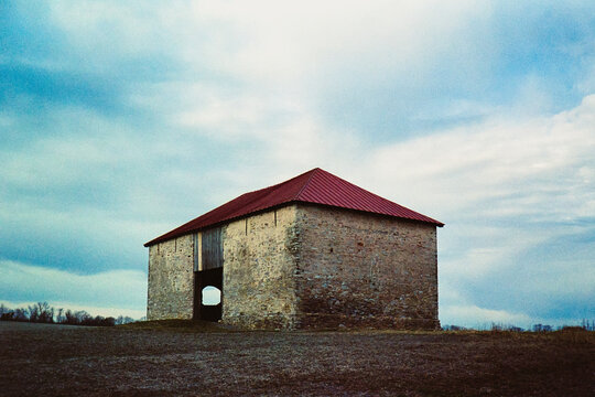 Best Farm Barn