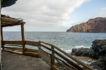 Fototapeta premium Embarcadero de Talavera en el municipio de Barlovento, isla de La Palma, Canarias| Talavera jetty in the municipality of Barlovento, island of La Palma, Canary Islands