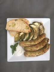 Bio Bratwurst bbq zucchini feta Mediterranean wildkräuter 