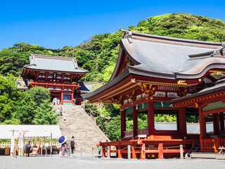 Fototapeta premium 鎌倉 鶴岡八幡宮 本宮と舞殿