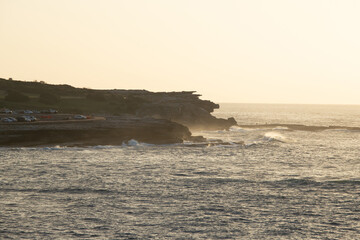 Fototapeta na wymiar Sydney coastline cliff under the morning sunlight.