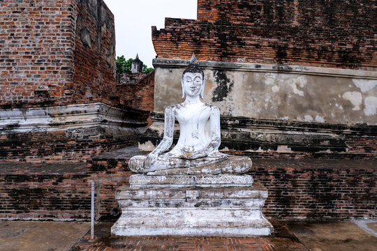 Old Buddha statues in the ancient city of Ayutthaya, Thailand.