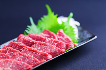 馬刺し【九州・熊本，信州・長野の御当地グルメ】