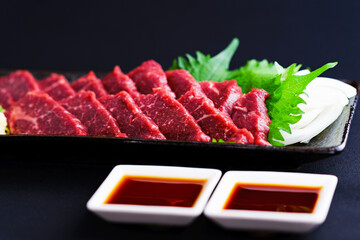 馬刺し【九州・熊本，信州・長野の御当地グルメ】