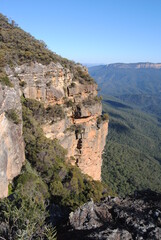 Fototapeta na wymiar Hiking near waterfalls in Wentworth Falls in Blue Mountains national park, Australia