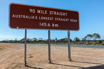 Roadsign 90 Mike Straight