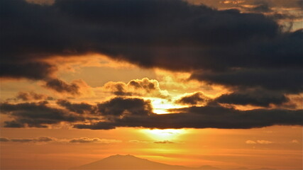Himmel, Wolken, Blau, Orange, Rosa, Sonnenaufgang, Sonnenuntergang, Morgenstimmung, Abendstimmung, Morgen, Abend, Früh, Wetter, Flug, Stimmung, 