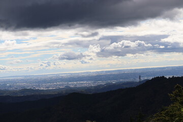 日本の美しい三次元の空と雲