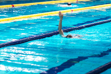 Swimming pool and splitting paths