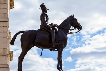 Fototapeta na wymiar Equestrian Statue of Viscount Wolseley, standing in front of the Horse Guards Barracks in London