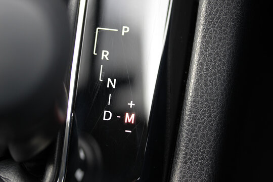 Automatic transmission gate in "M" 