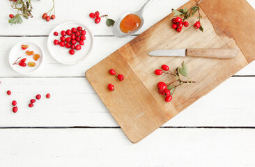 Weißdorn Wildfrüchte sammeln Marmelade Beeren Herz Medizin