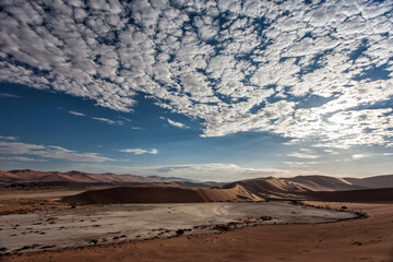 Red sanddunes of the Sossusvlei area in the Namib-Naukluft National Pak in Namibia