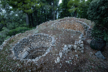 old kiln to make lime, S Estaca, Valldemossa, mallorca, españa