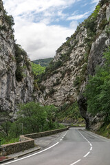 Paved roads crossing the beautiful region of the Verdon gorge, between mountains and canyon, Provence-Alpes-Côte d'Azur region, Alpes de Haute Provence, France