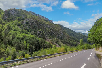 Paved roads crossing the beautiful region of the Verdon gorge, between mountains and canyon, Provence-Alpes-Côte d'Azur region, Alpes de Haute Provence, France