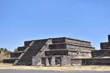 teotihuacan pyramid