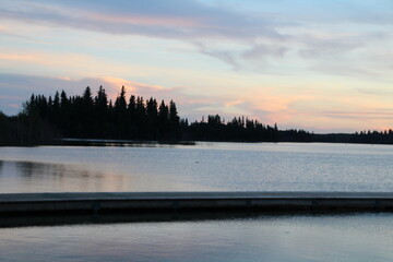 Obraz premium August Evening On The Lake, Elk Island National Park, Alberta