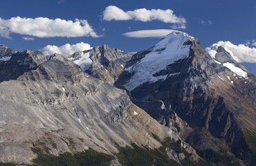 Fototapeta premium Glacier at North Peak of Mount Victoria and Snowy Canadian Rockies Landscape, Lake Louise Area, Banff National Park