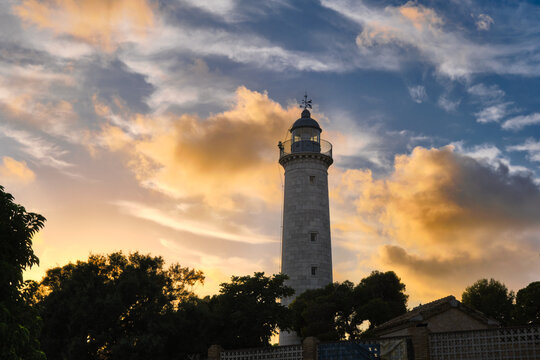 Vilanova i la Geltr&uacute;. Atardecer en cerca del Faro
