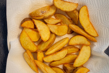 ホームメイドのポテトフライ