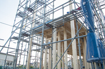 建設現場　足場