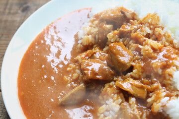 出来たてのほんわか湯気の上がるカレーライス