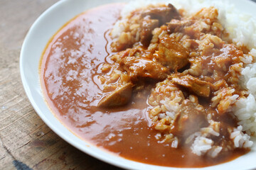 出来たてのほんわか湯気の上がるカレーライス