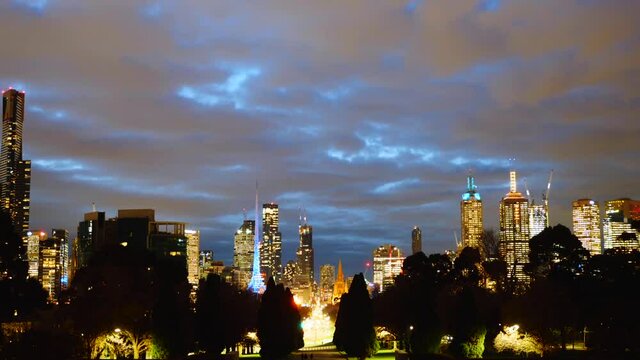 Melbourne paranoma skyline timelapse at night time 
melbourne city night time timelapse