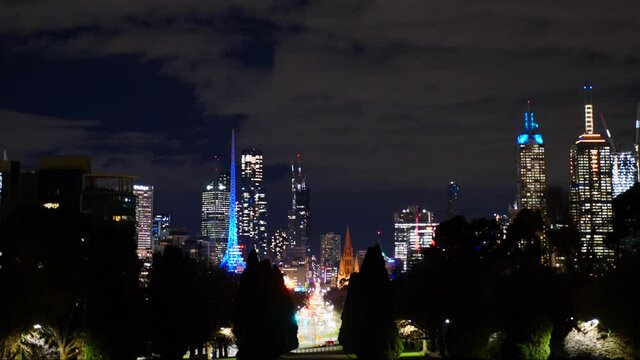 Melbourne paranoma skyline timelapse at night time 
melbourne city night time timelapse