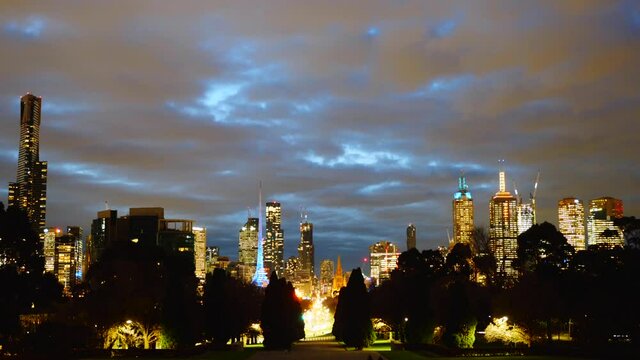 Melbourne paranoma skyline timelapse at night time 
melbourne city night time timelapse